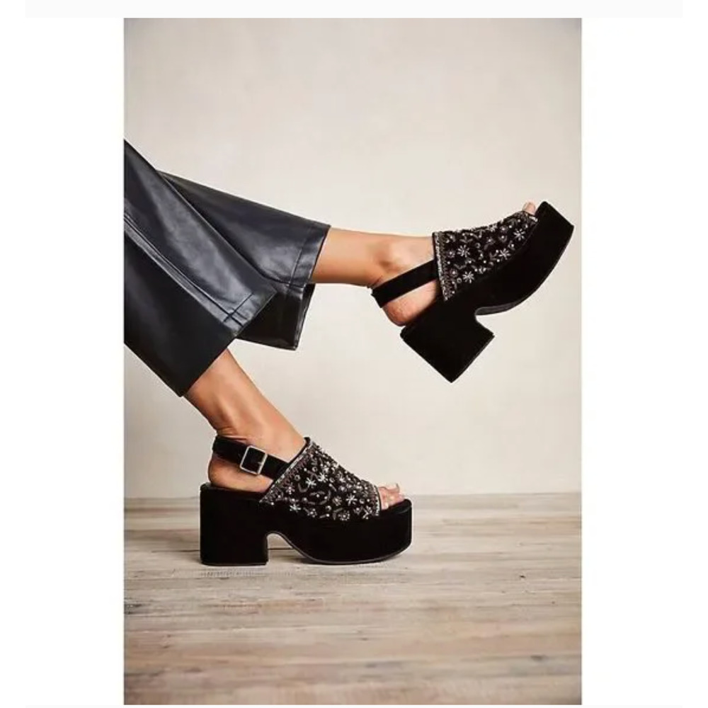 NWOT Free People Embellished Nicola Wedges 39 9 Black Beaded Velvet Heel